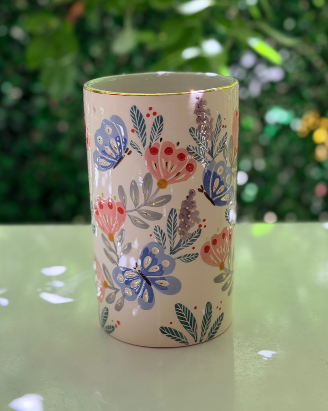 گلدان استوانه طرح گل و پروانه آبی